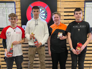 Christmas Open 2022 - Junioren Top4 (v . l. n. r.): Ivan Jenni, Patrick Ritschard, Samuel Schmutz und Andrin Schelbert